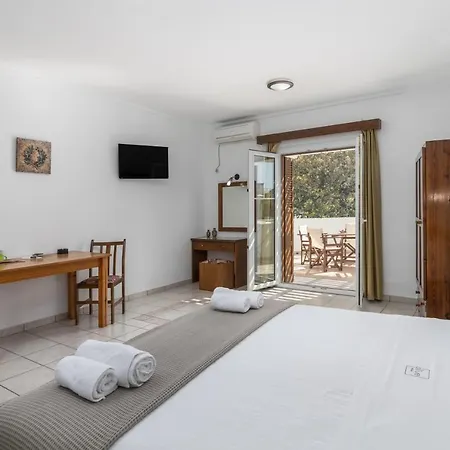 Olive Studios 2*