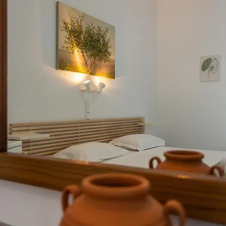 Olive Studios 2*