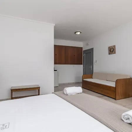 Olive Studios Guest house Adamantas (Milos)