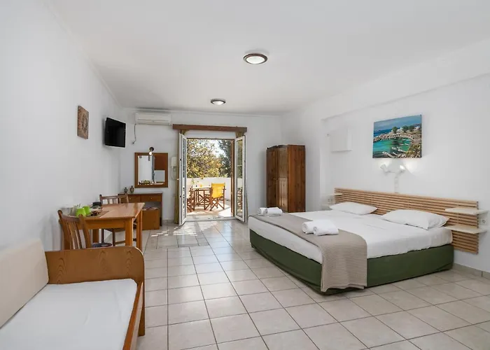 Olive Studios Adamantas (Milos)