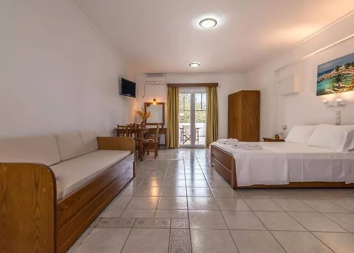 Olive Studios 3* Adamantas (Milos)